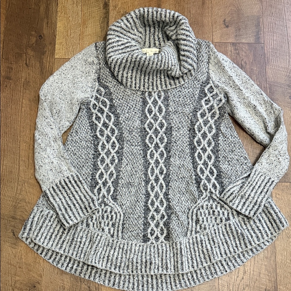 Kaisely Black and White Cowl Neck Sweater